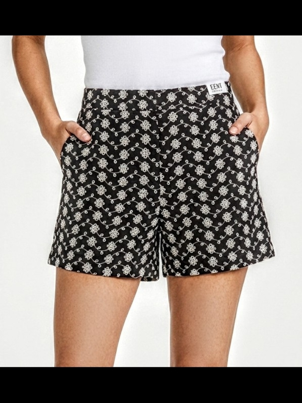 NWT Edit by Jason Wu Black White Eyelet Floral Shorts